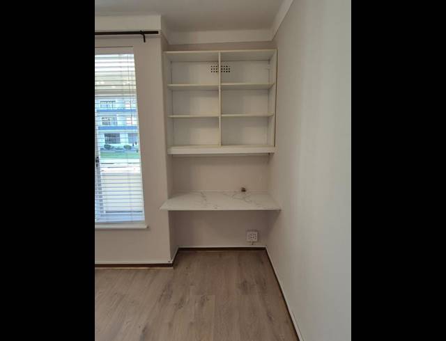 1 BEDROOM PROPERTY TO RENT IN SEA POINT